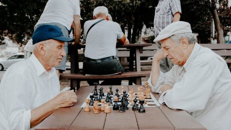 Fókuszáltabbá tesz, türelemre tanít, javítja a memóriát és szórakoztat, mi az?